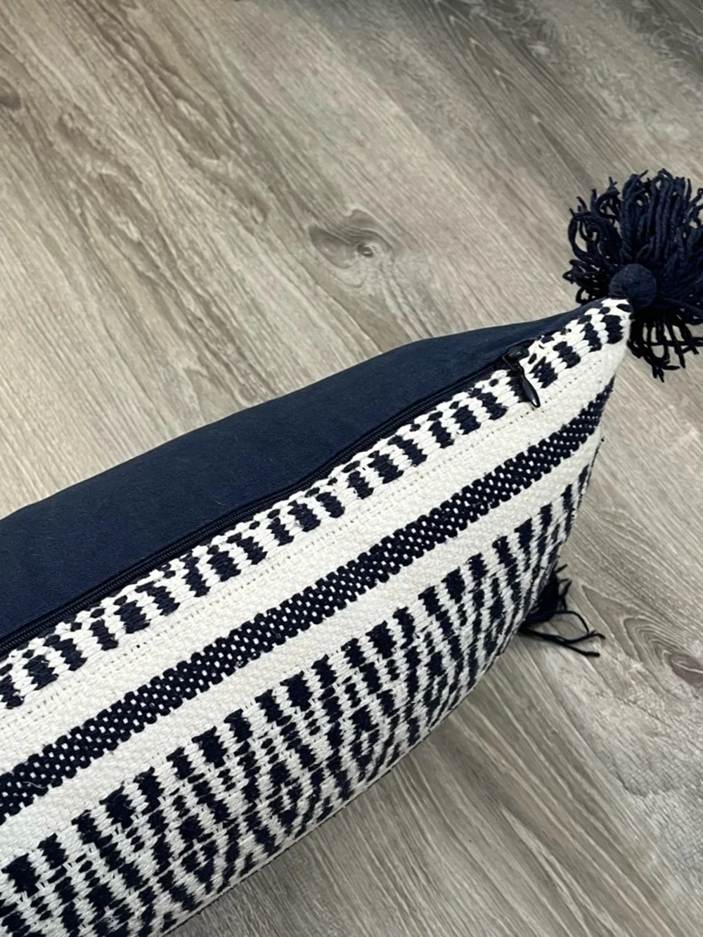 Tommy Hilfiger 27X14 Navy Blue White Feather Down Lumbar Bedroom Throw Pillow